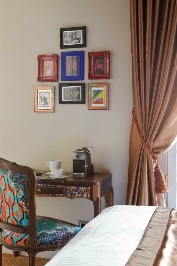 Brit Hotel Privilege Lisieux - La Villa Des Arts Exterior photo